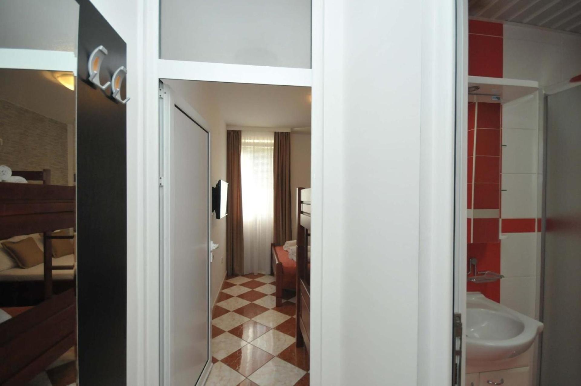 Ferienwohnung Fuer 4 Personen Ca 55 M In Budva, Adriakueste Montenegro Kueste Um Budva Kültér fotó